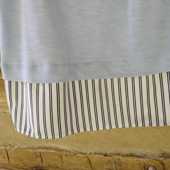 3/$12 J. Crew Factory Light Blue Shirt Tail Tank Top Size Medium - Picture 3 of 6